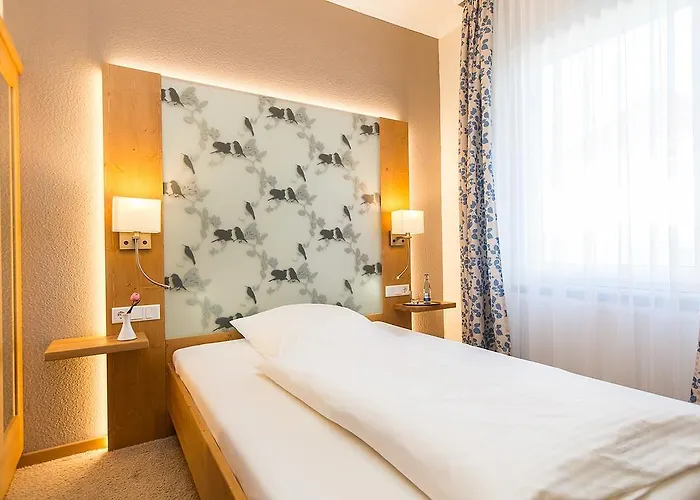 Πανσιόν Bellevue 3*