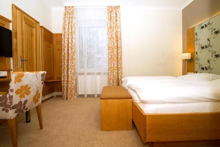 Bellevue Πανσιόν 3*