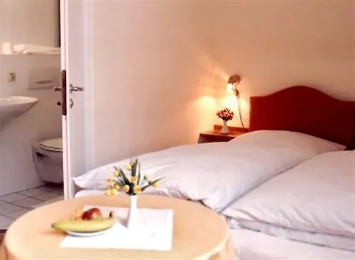 Πανσιόν Bellevue 3*
